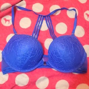 Bombshell VS Blue Bra 💙